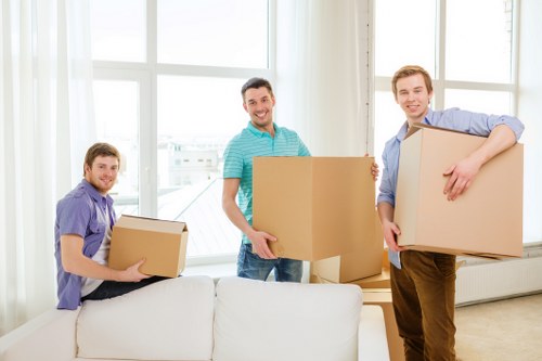 Removal truck hire for residential and commercial customers in Richmond upon Thames