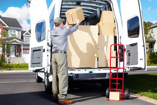 Moving truck service for flats and homes across Richmond upon Thames